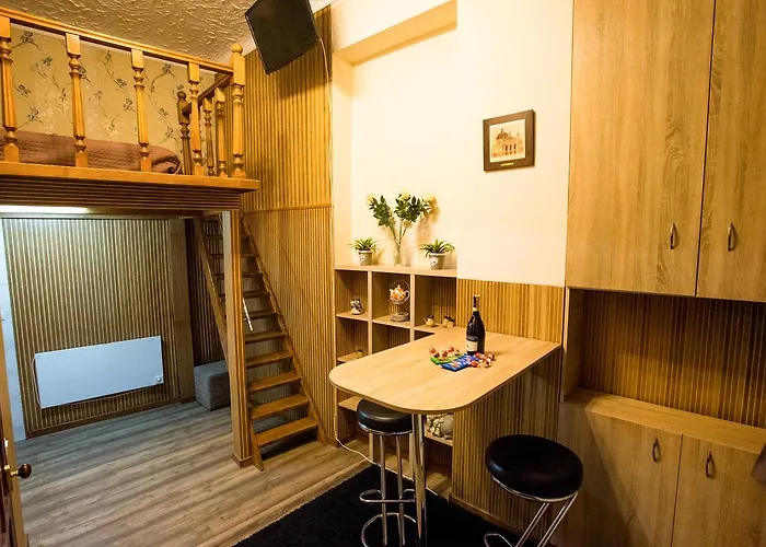 On Pekarska Street * 리비프