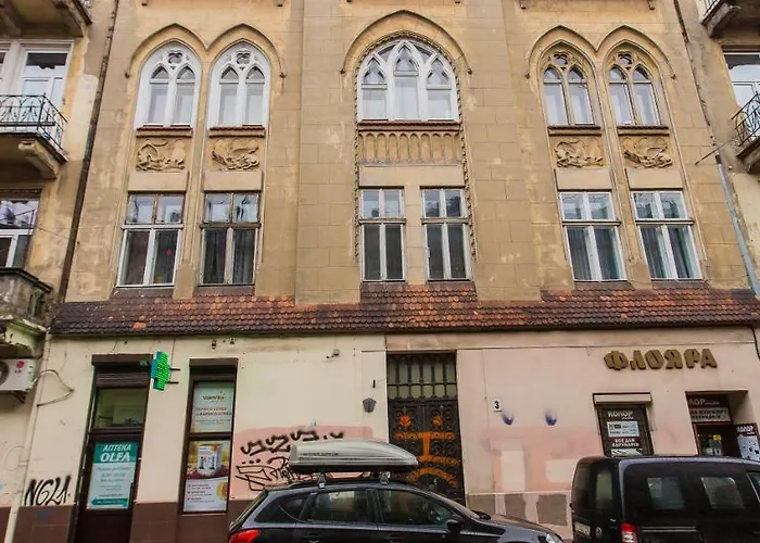 On Pekarska Street *