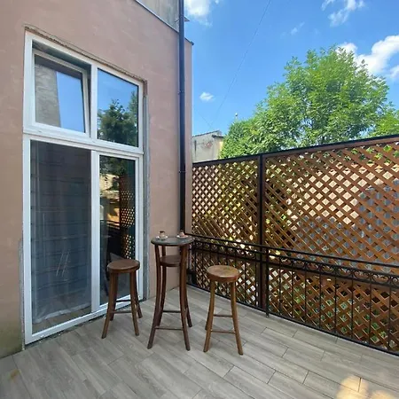 Apartment On Pekarska Street *